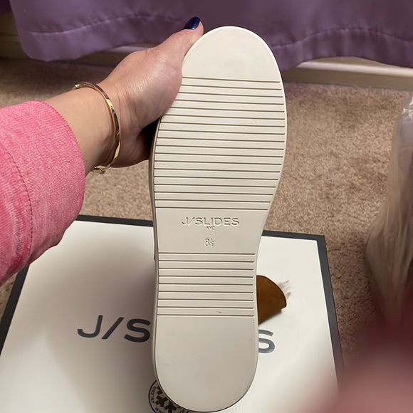 J/SLIDES TRISTAN SUEDE BOOT - Picture 6 of 6